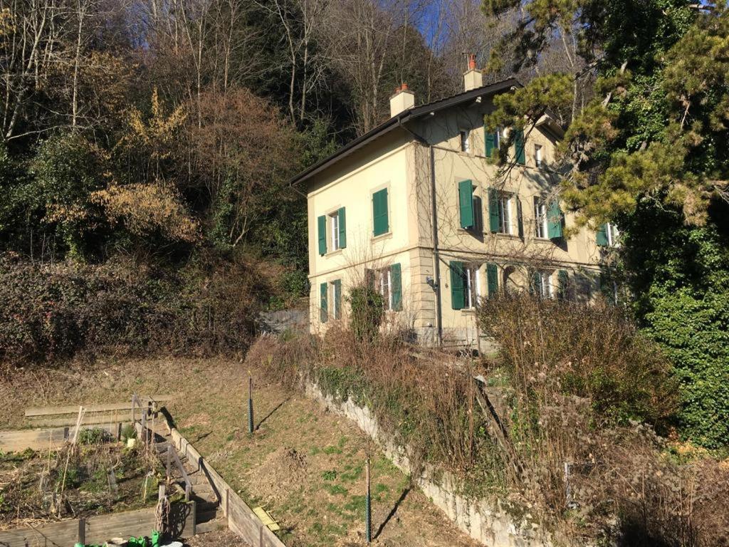 Parking Voiture & Appartement 2Pcs Lausanne Centre 外观 照片